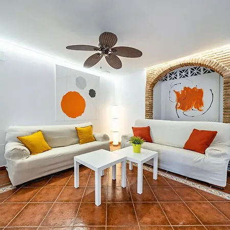 Carmen Garden & Parking شقة